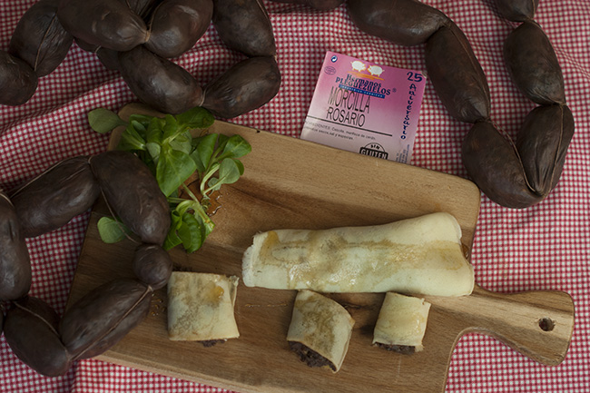 Crepes de morcilla con pera y miel - Sabor Granada Crepes de morcilla con pera y miel - Sabor Granada