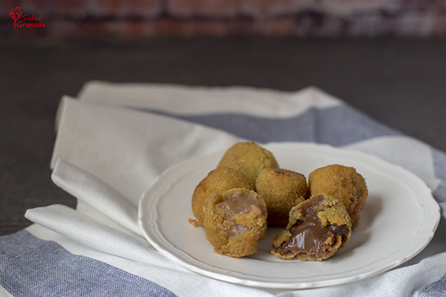 Croquetas de chocolate y de torrija - Sabor Granada Croquetas de chocolate y de torrija - Sabor Granada