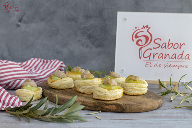 Receta para hacer volovanes caseros con crema de aguacate, paté de sardinas y mermelada de AOVE - Sabor Granada