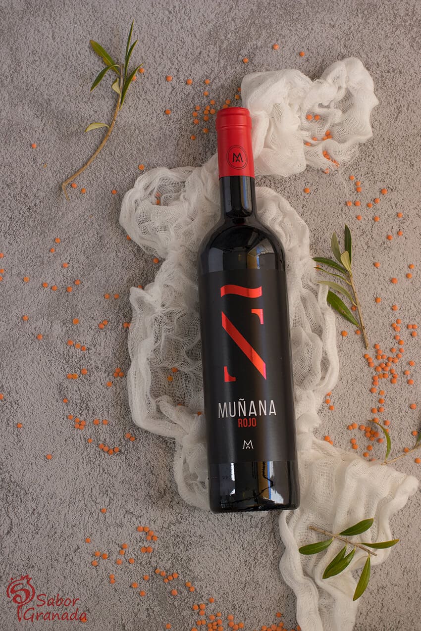 Muñana Rojo para acompañar las hamburguesas de lentejas - Sabor Granada Muñana Rojo para acompañar las hamburguesas de lentejas - Sabor Granada
