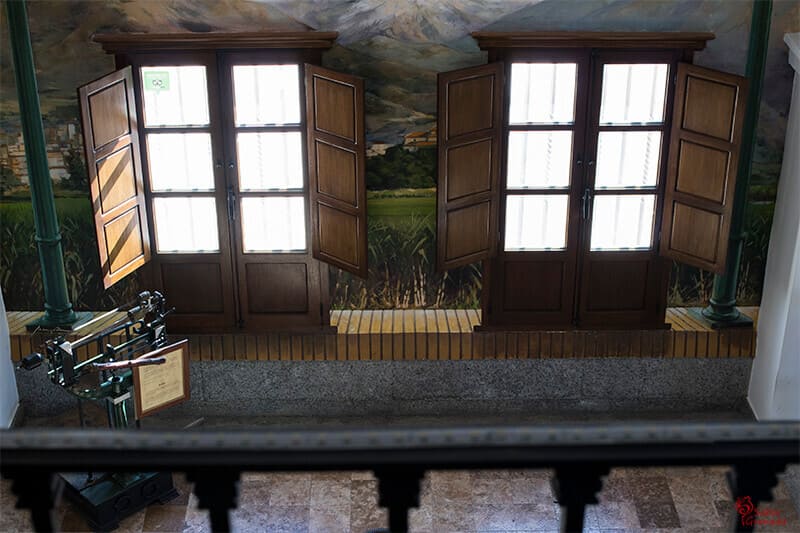 Interior de Ron Montero - Sabor Granada Interior de Ron Montero - Sabor Granada