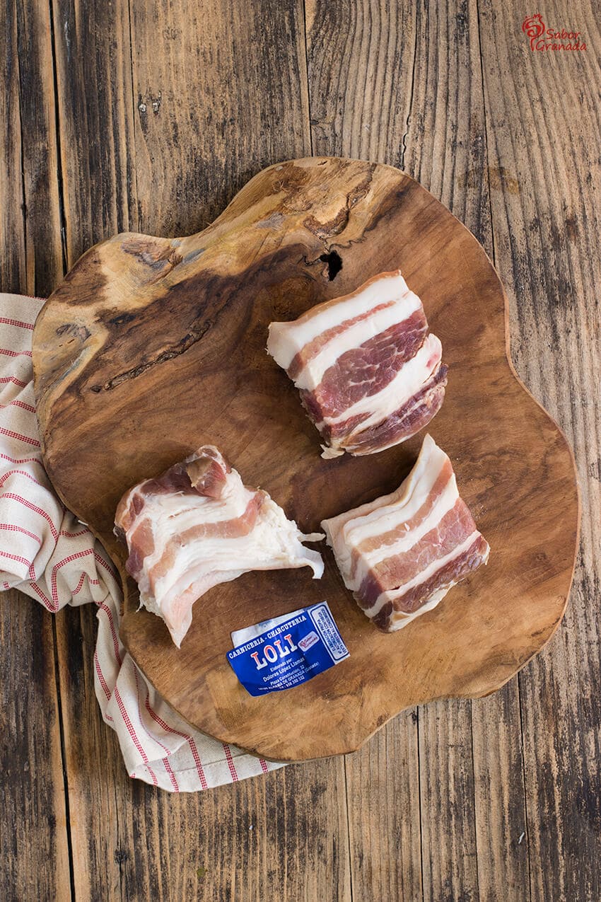 Tocino de Carnicería Loli para la elaboración de esta receta de puchero andaluz - Sabor Granada Tocino de Carnicería Loli para la elaboración de esta receta de puchero andaluz - Sabor Granada