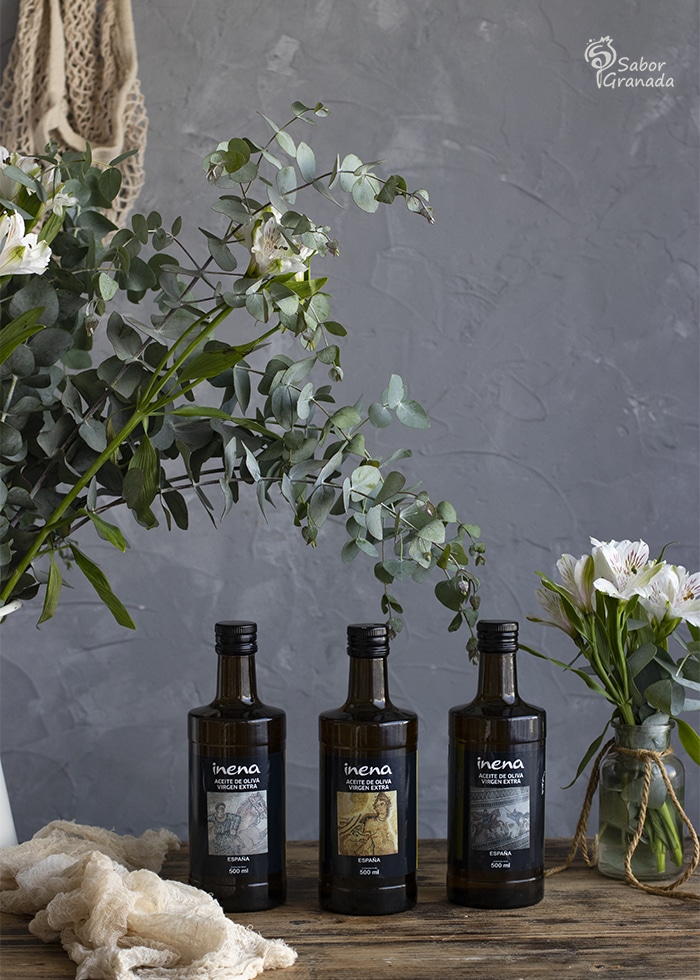 AOVE Inena, uno de los ingredientes para elaborar steak tartar - Sabor Granada AOVE Inena, uno de los ingredientes para elaborar steak tartar - Sabor Granada