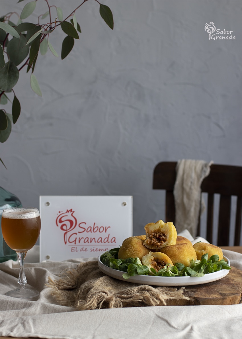 Bombas picantes de patatas - Sabor Granada Bombas picantes de patatas - Sabor Granada