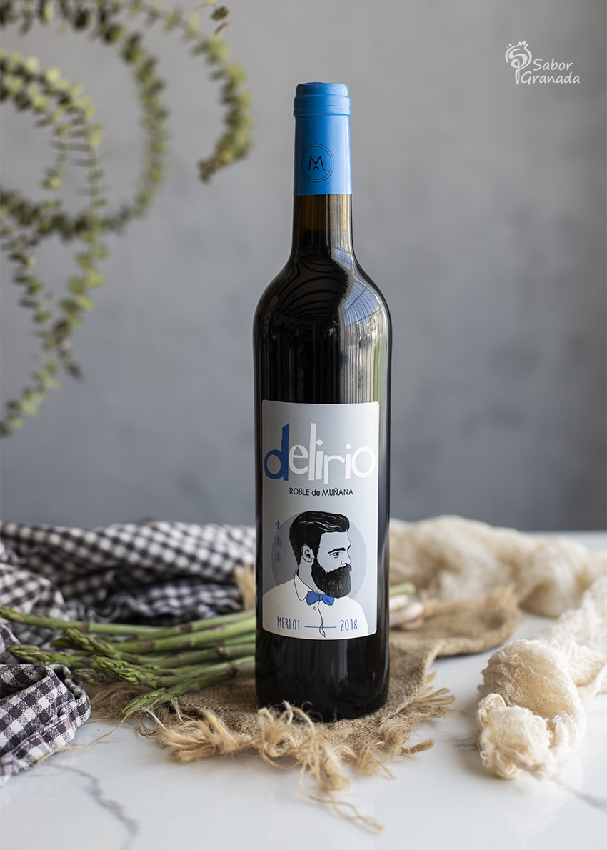 Vino tinto Delirio Roble de Bodegas Muñana para maridar una sopa de espárragos verdes de Huétor Tájar - Sabor Granada Vino tinto Delirio Roble de Bodegas Muñana para maridar una sopa de espárragos verdes de Huétor Tájar - Sabor Granada