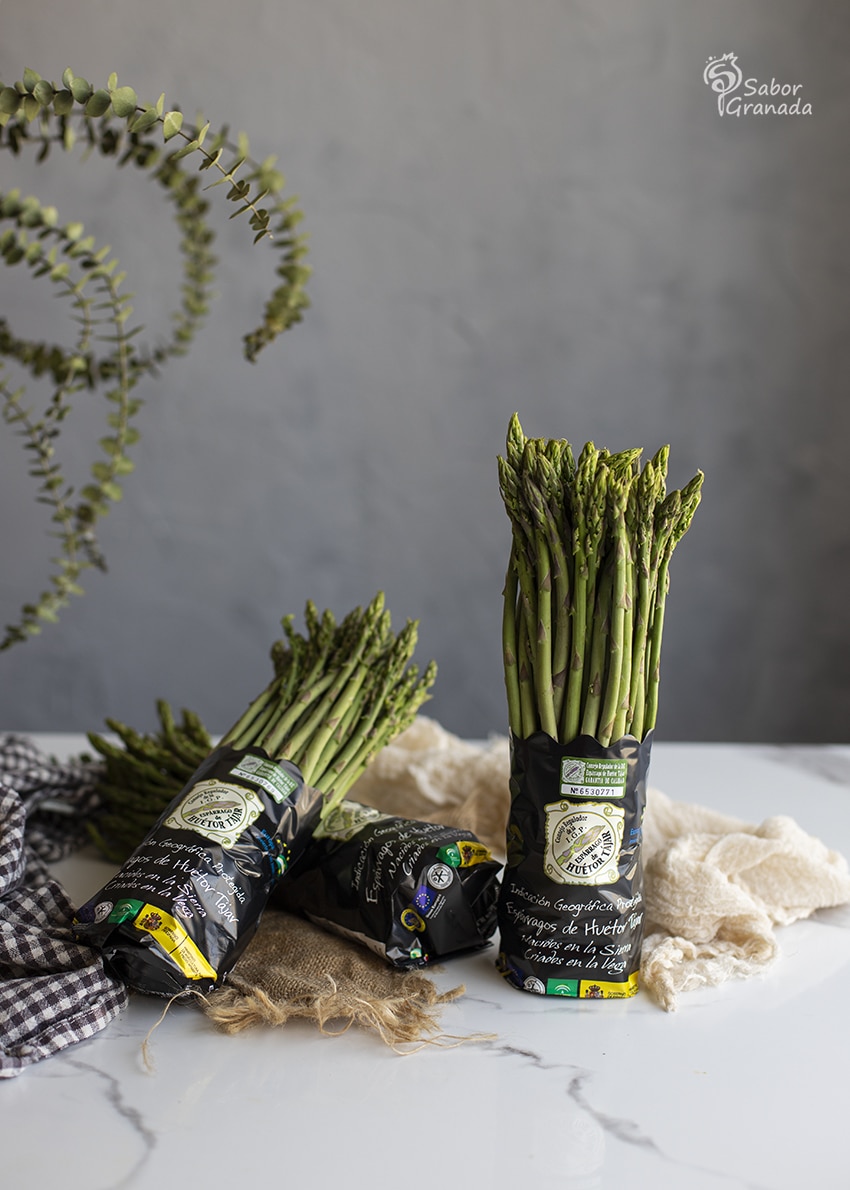 Espárragos de Huétor Tajar para hacer la sopa - Sabor Granada Espárragos de Huétor Tajar para hacer la sopa - Sabor Granada