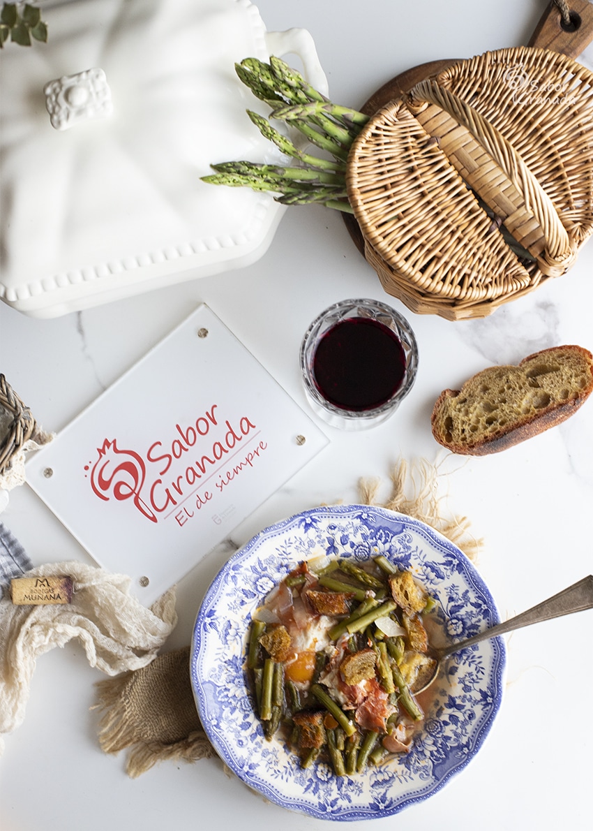 Sopa de espárragos verdes de Huétor Tajar - Sabor Granada Sopa de espárragos verdes de Huétor Tajar - Sabor Granada