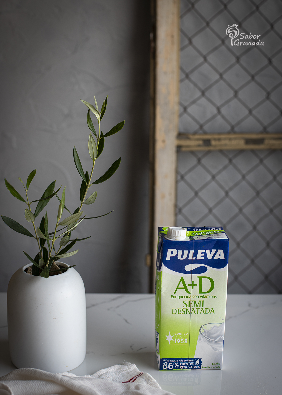 Leche Puleva para hacer unos huevos tontos - Sabor Granada Leche Puleva para hacer unos huevos tontos - Sabor Granada