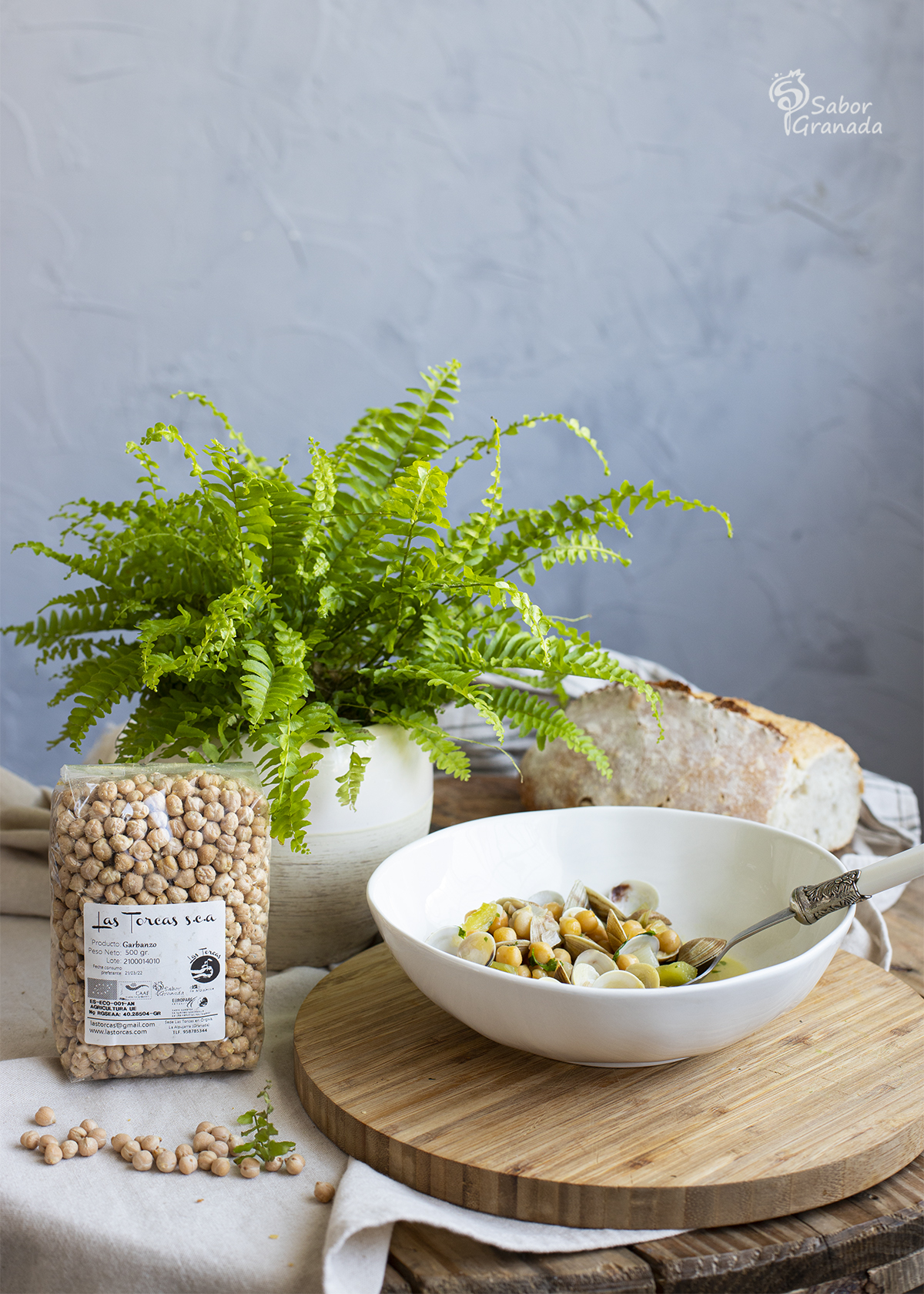 Garbanzos de Las Torcas para hacer una receta con almejas - Sabor Granada Garbanzos de Las Torcas para hacer una receta con almejas - Sabor Granada